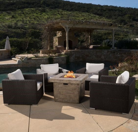 Patio Designs Perfect For Your Home This Summer