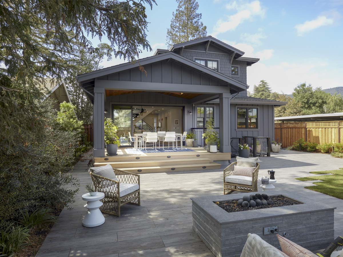 Creating Outdoor Living Spaces