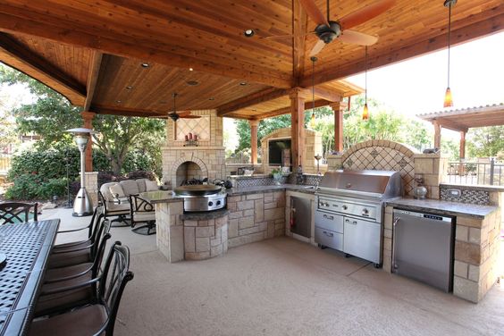 Patio Designs Perfect For Your Home This Summer