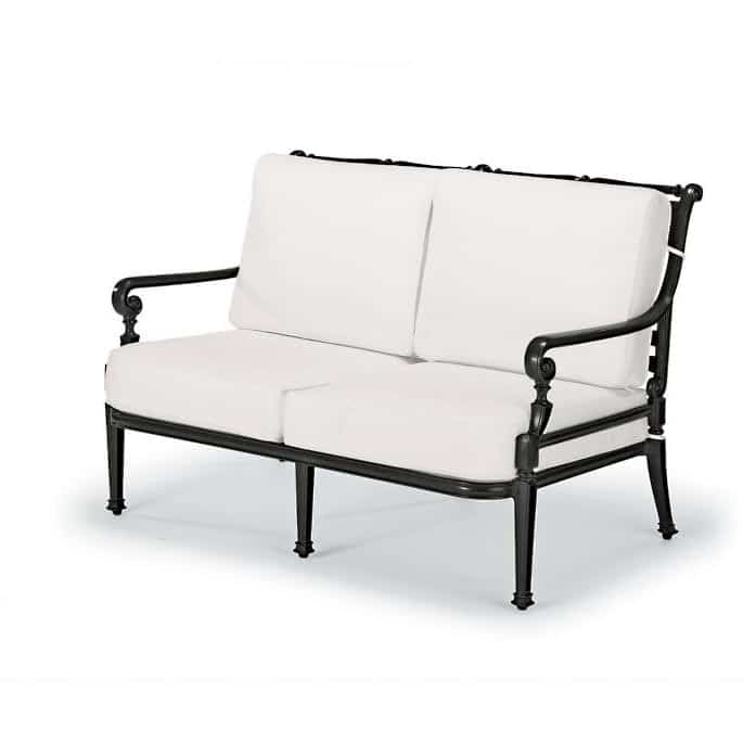 Patio Furniture – How to Find Comfort and Beauty