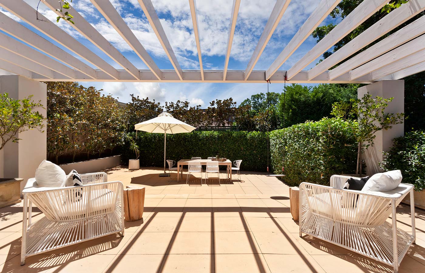 Creating Outdoor Living Spaces