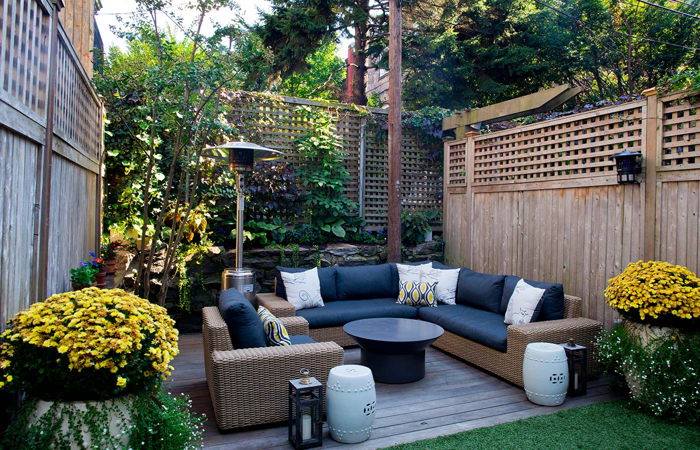 Creating Outdoor Living Spaces